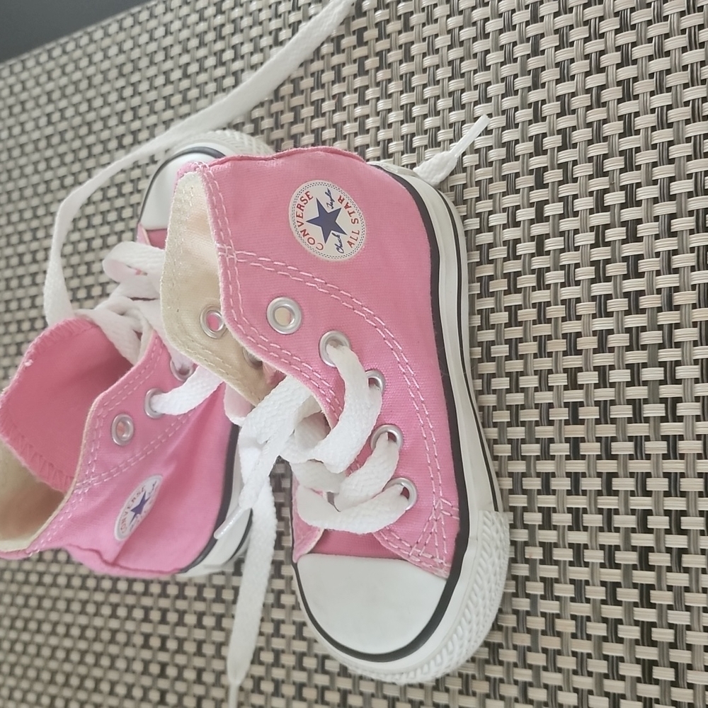 Pink high top converse toddler size 4